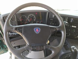 SCANIA P 270 - CAMIONES GRUA