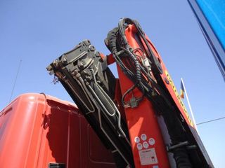 SCANIA P 230 - CAMIONES GRUAS