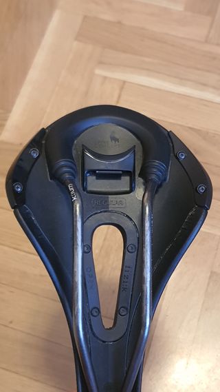 Sillín Fizik Aliante R3 Open Negro