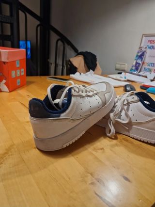 Zapatilla Adidas Super Court Talla 42 2/3
