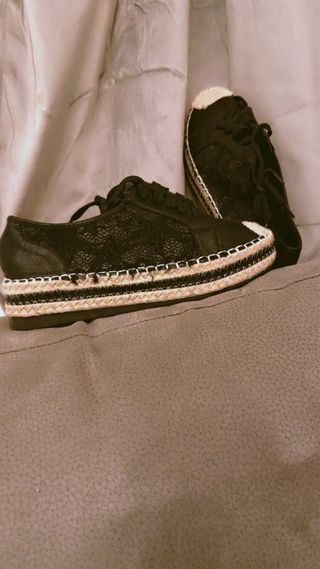 Botas negras de plataforma para mujer