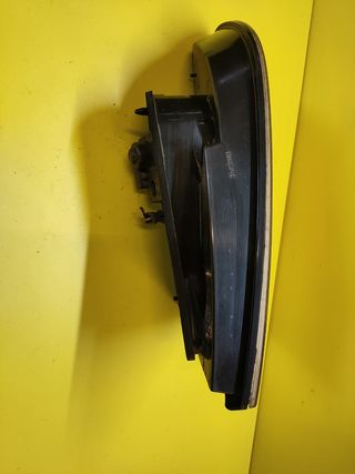 PILOTO TRASERO IZQUIERDO PORTON SEAT IBIZA 6L