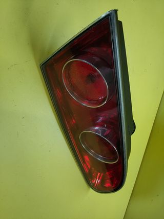 PILOTO TRASERO IZQUIERDO PORTON SEAT IBIZA 6L