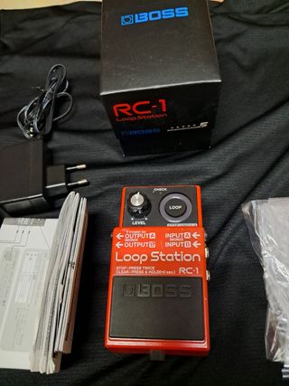Boss RC-1 Loop Station + Adaptador Stagg
ComoNuevo