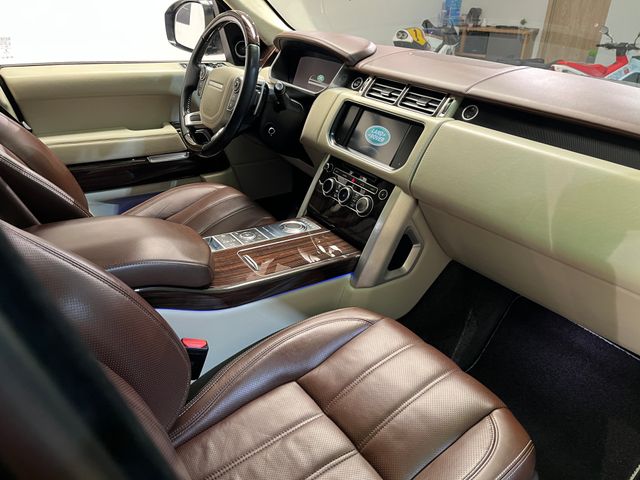 Land Rover Range Rover VOGUE AUTOBIOGRAPHY