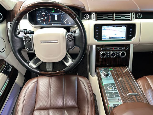 Land Rover Range Rover VOGUE AUTOBIOGRAPHY