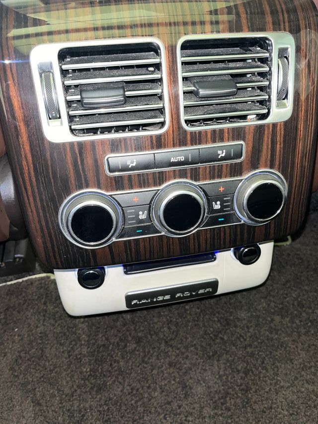 Land Rover Range Rover VOGUE AUTOBIOGRAPHY