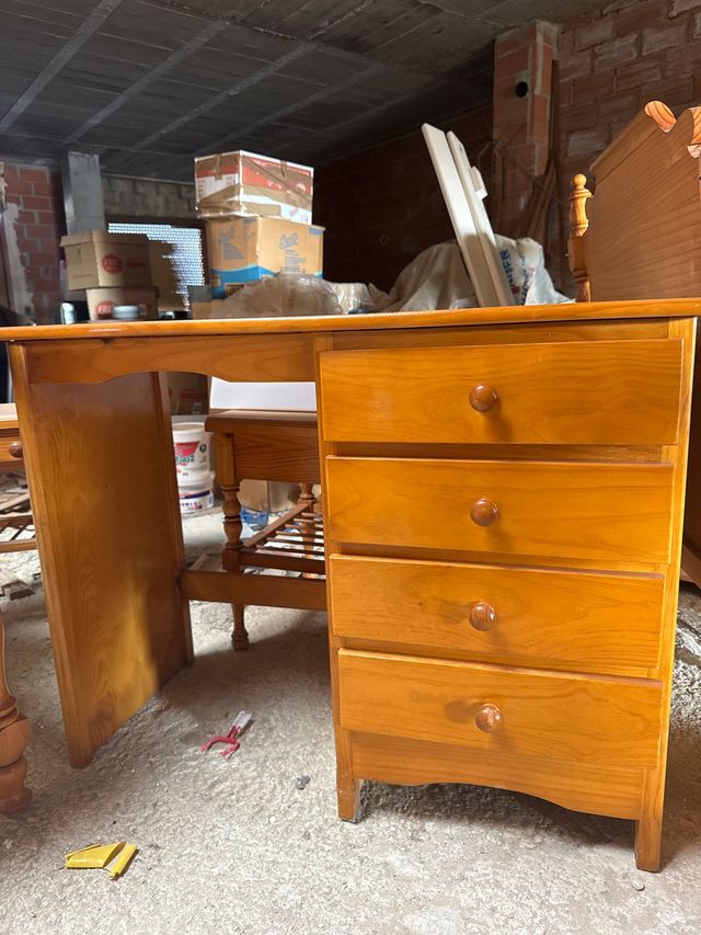 Escritorio madera maciza