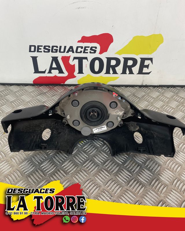 Faro y Tapa Frontal Manillar Piaggio Liberty 17-23