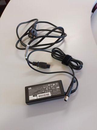 Cargador ordenador portátil Hp Original.