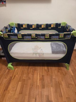 Cuna de viaje plegable