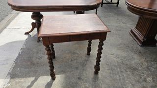 Mesa de madera maciza 