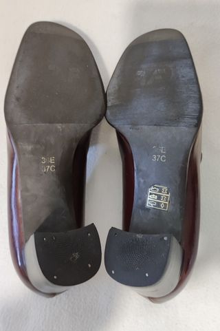 Zapatos marrones Ferrerias. Talla: 36