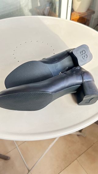 Zapatos Camper negros tacón 4cm sin usar