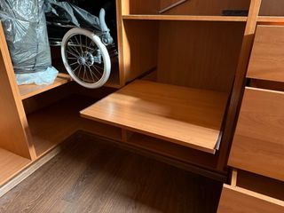 Armario vestidor de madera