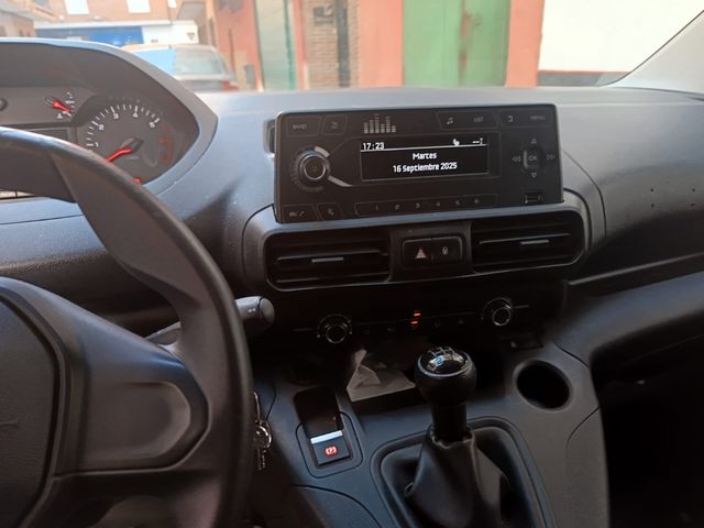 Peugeot Partner 2021