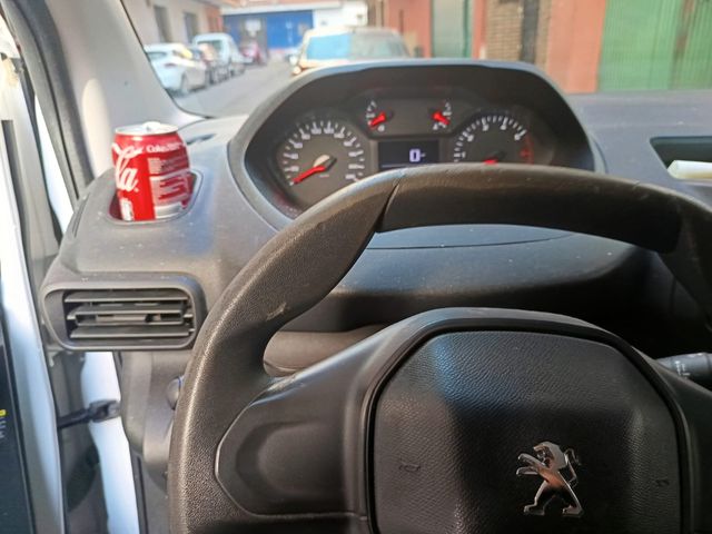 Peugeot Partner 2021