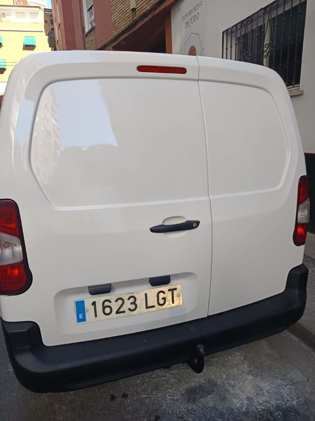 Peugeot Partner 2021