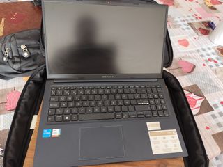 Portátil ASUS Vivobook Negro