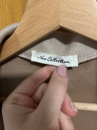 Chaleco de vestir de tacto suave en tonalidad Beig