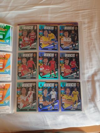 Álbum Panini Adrenalyn 2023-24 BASTANTE COMPLETO