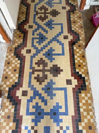 Suelo hidráulico antiguo mosaico