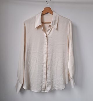 Camisa satén Mango