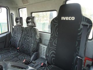 Iveco EUROCARGO 120 E 25-GANCHO