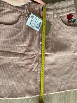 Falda pana rosa Pull&Bear Talla XS