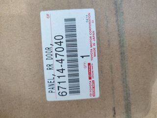 Panel puerta  Trs Izq Toyota Prius+ 2018