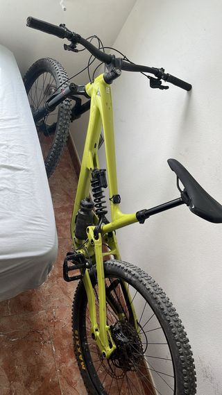 Bicicleta Enduro Yt Capra Mx 2023
