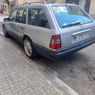 Mercedes-Benz Clase E 1987