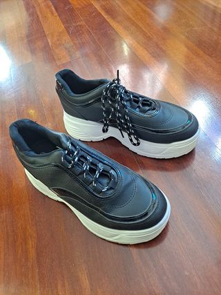 Zapatillas deportivas vestir negras