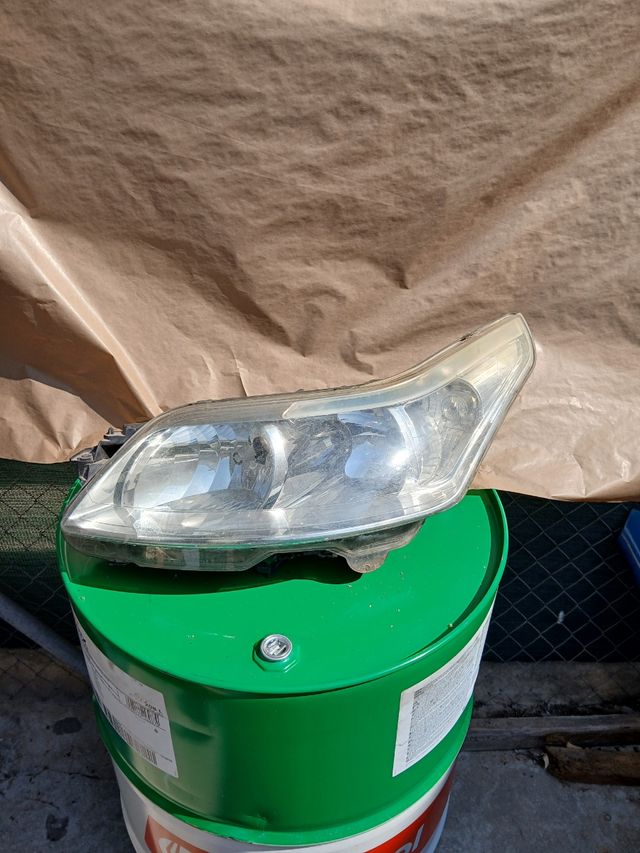 Faro Izquierdo Citroën C4