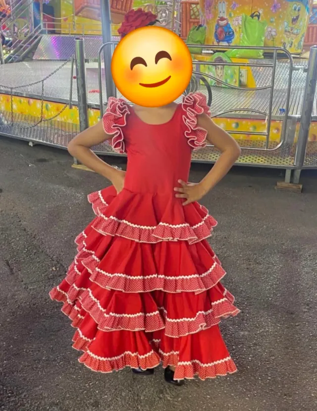 Vestido de flamenca para niña