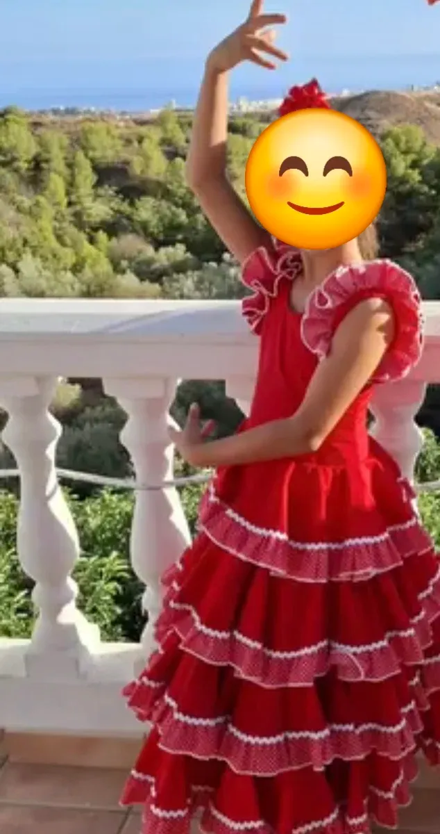 Vestido de flamenca para niña