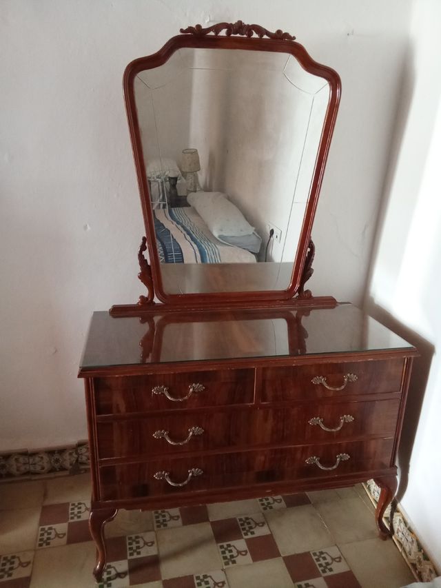 Tocador antiguo madera y cristal