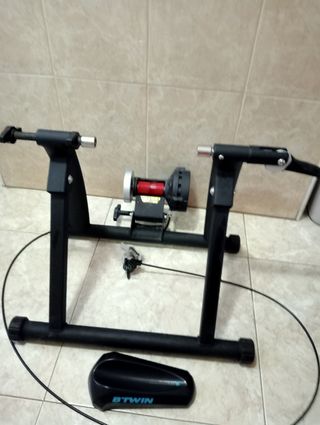 Rodillo entrenamiento Btwin + Rueda  Mavic