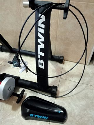 Rodillo entrenamiento Btwin + Rueda  Mavic