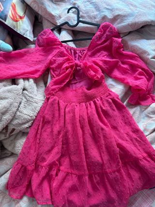 Vestido rosa /morado con volantes y lazada