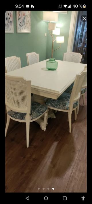 Mesa y 6 Sillas Comedor Blancas precio negociable