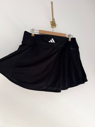 Falda deportiva Adidas negra