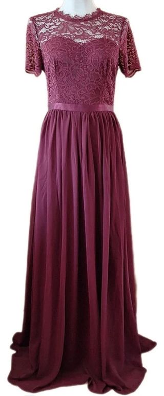 Vestido largo morado encaje