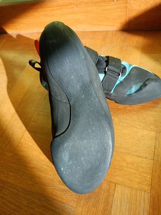 Pies de gato Tenaya 41,5