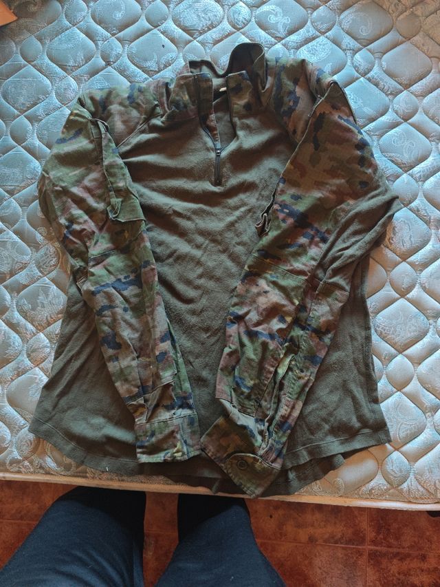 Sudadera militar técnica camuflaje verde Militar