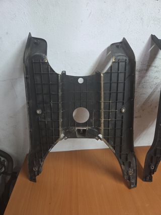 Suelo Piaggio NRG
