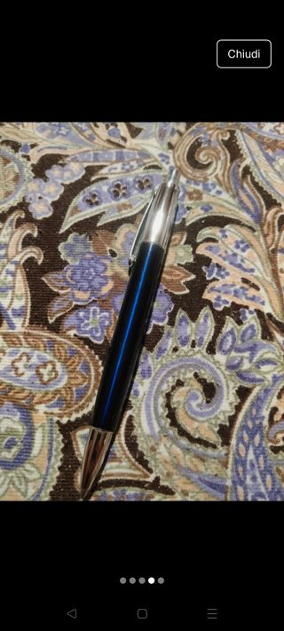 2 penne con confezione di cui una balenciaga