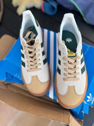 Adidas Bambas Deportivas Beige y Verde