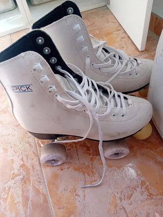 Patines de Ruedas Blancos PICK