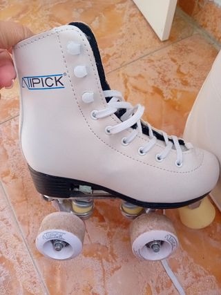 Patines de Ruedas Blancos PICK